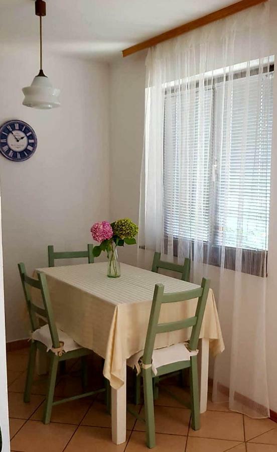 Adelia Apartment Mali Lošinj Екстериор снимка